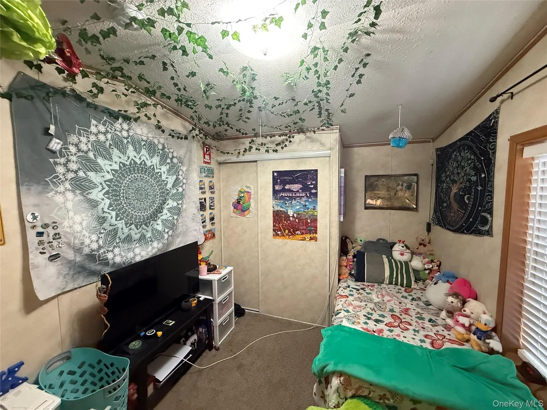 Photo of 424 Sandgate Drive