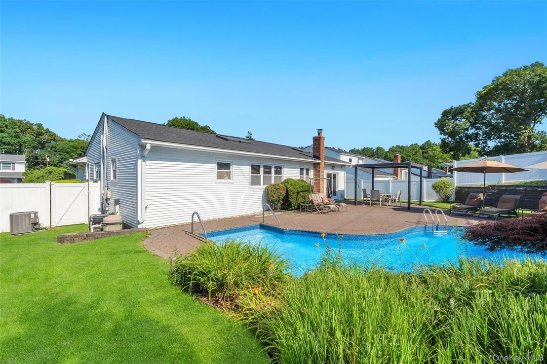 Photo of 22 Dover Hill Drive