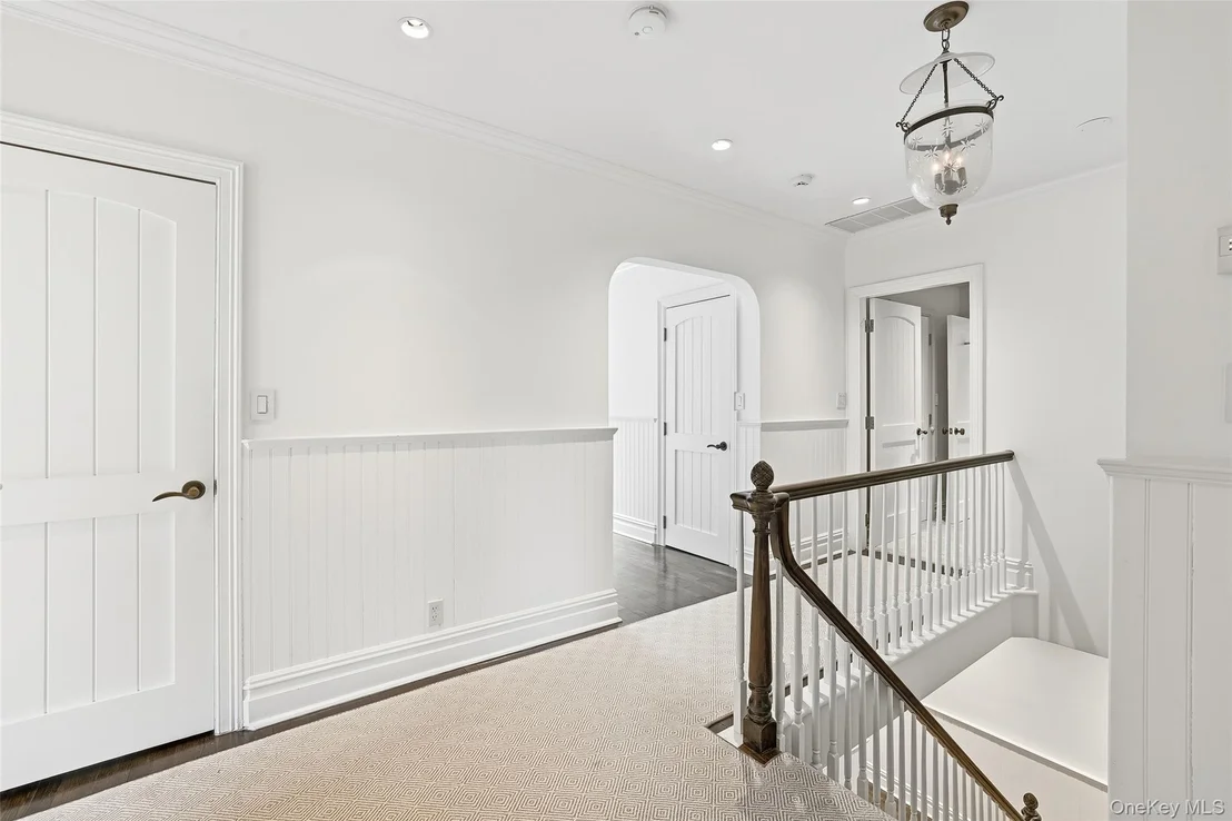 Photo of 440 Sterling Road