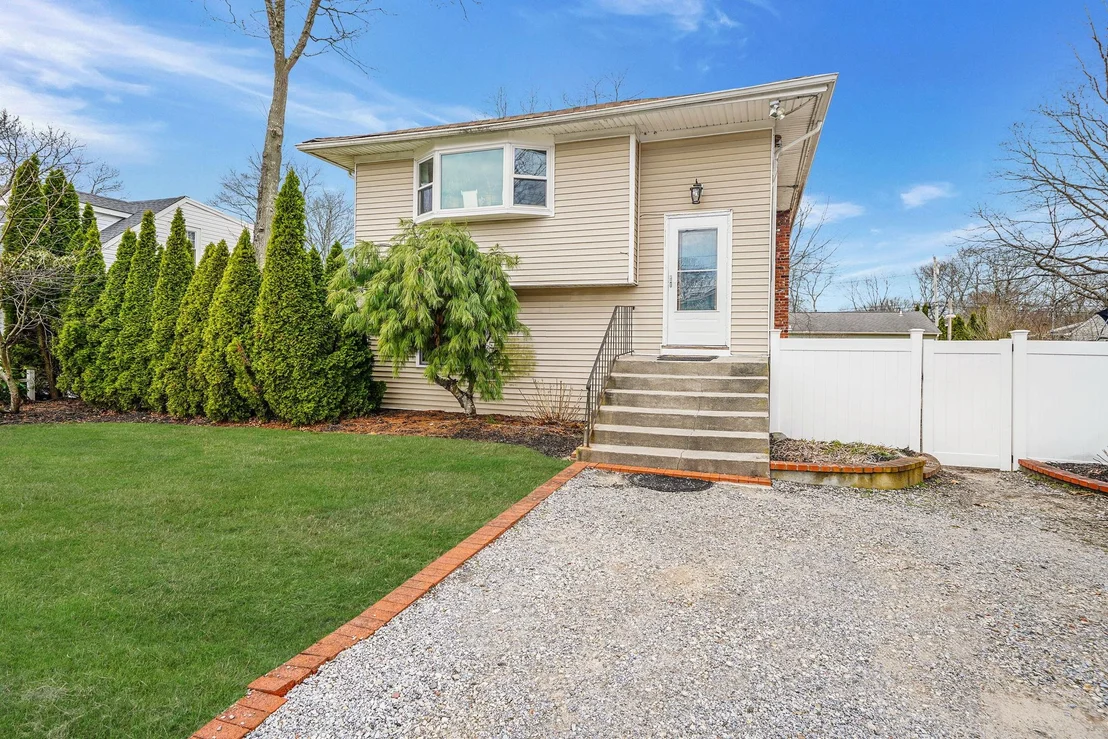 Photo of 272 Floyd Road