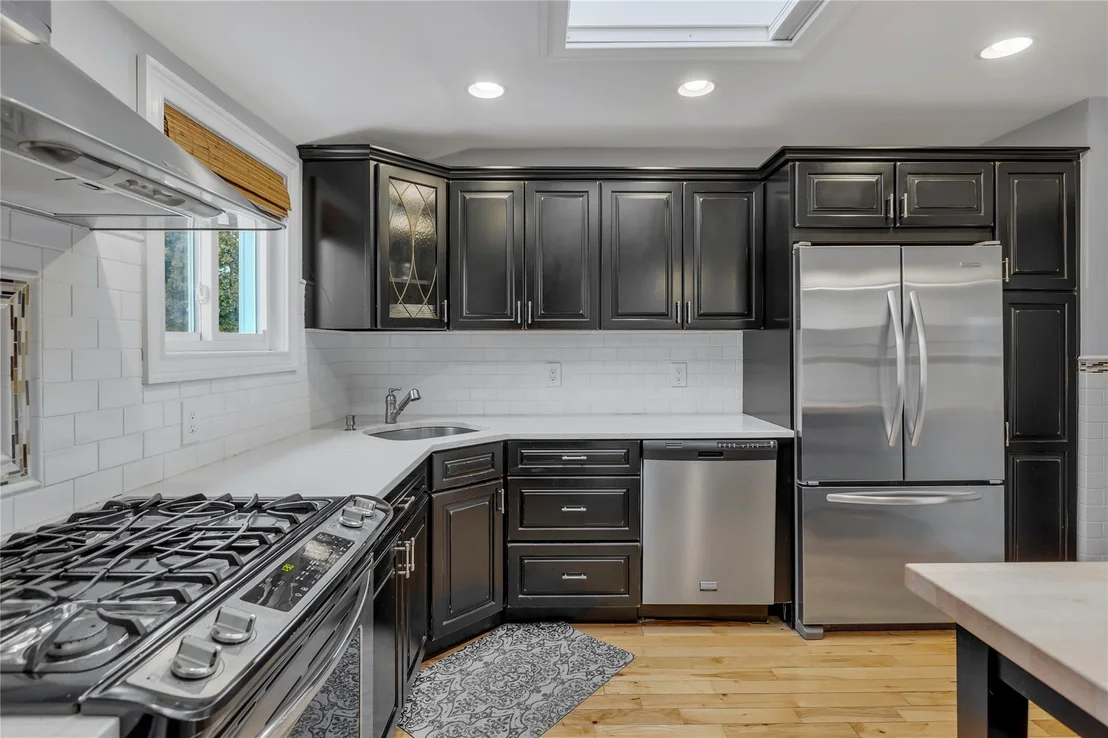 Photo of 27 Gehrig Street