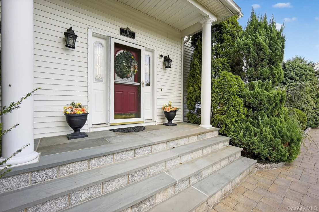Photo of 14 Meadow Crest Drive