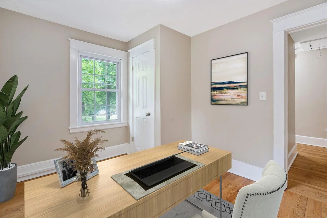 Photo of 33 Center Avenue