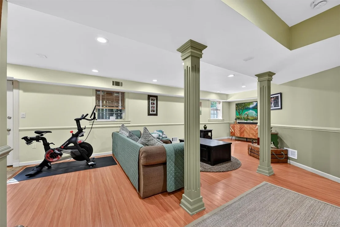Photo of 20 Alexander Drive
