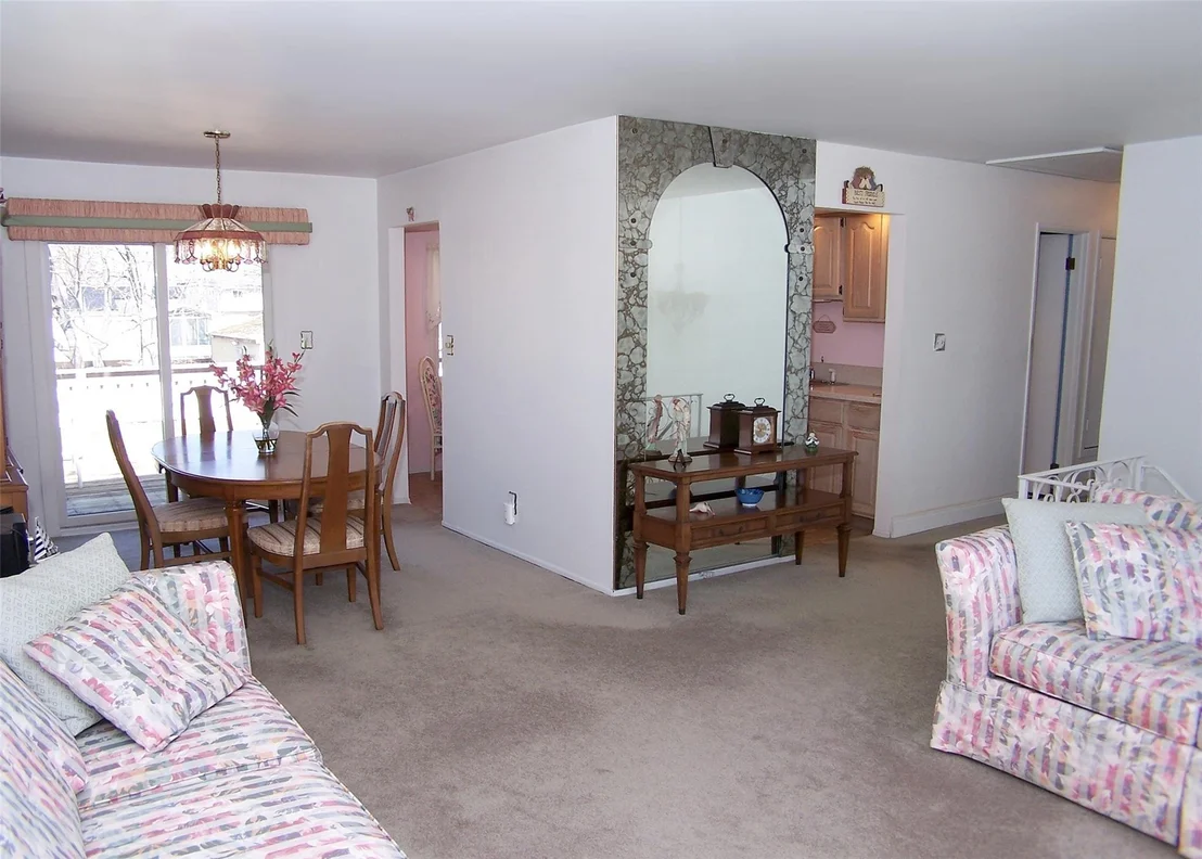 Photo of 61 Arch Drive