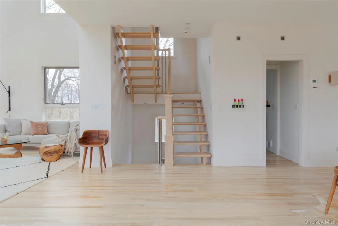 Photo of 21 Private Way