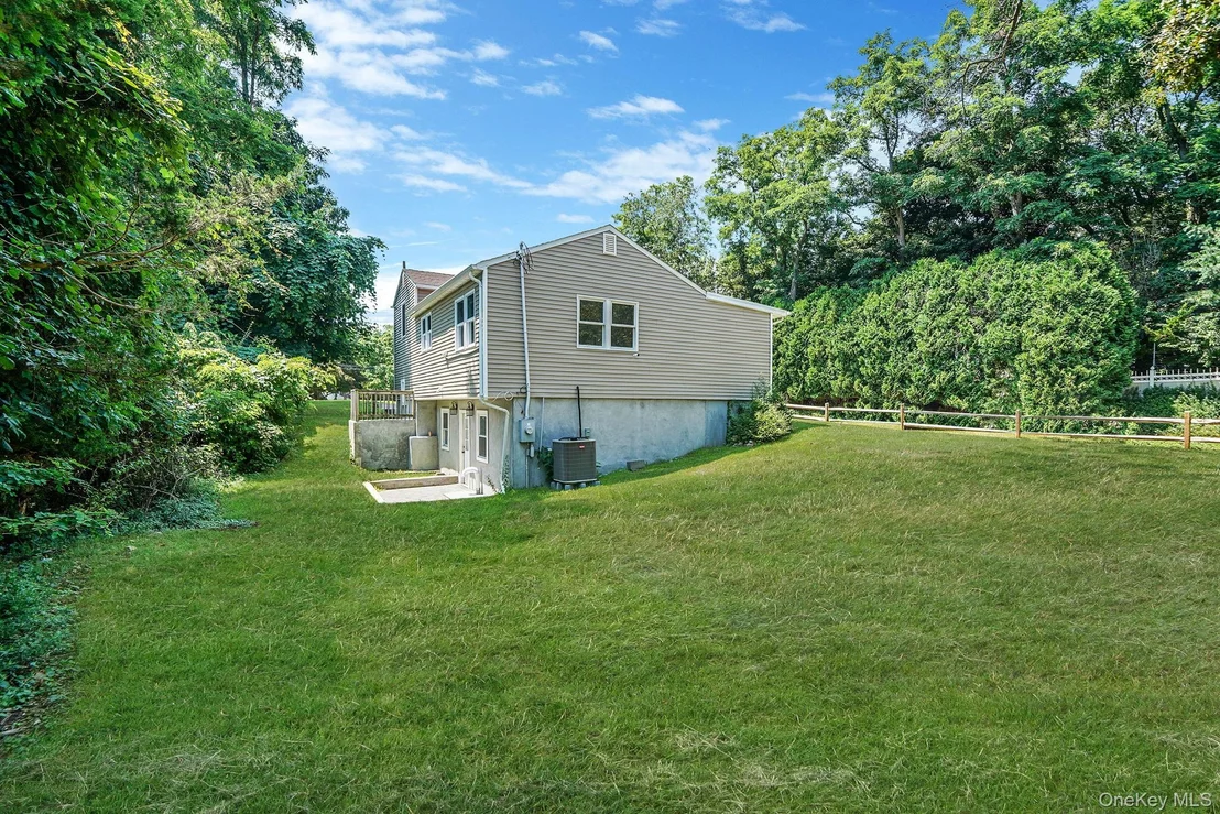 Photo of 25 Cherry Lane