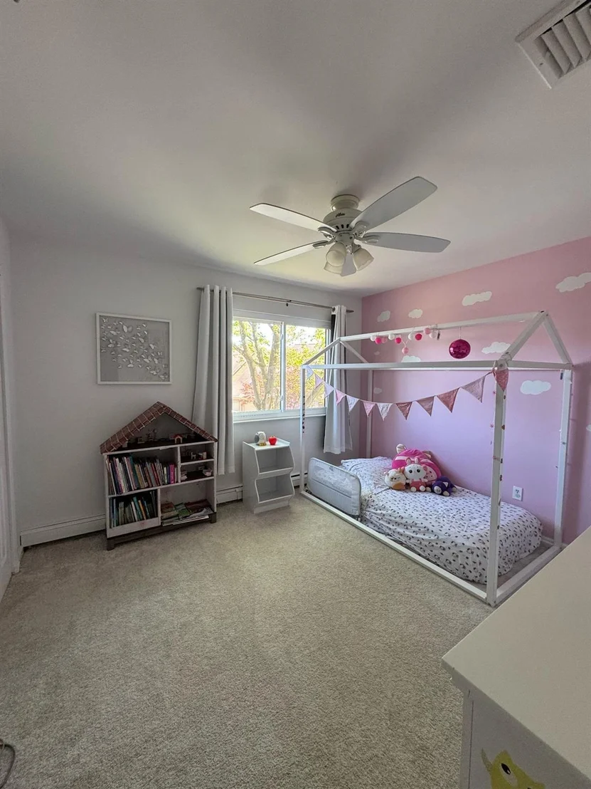 Photo of 81 Greenway Close
