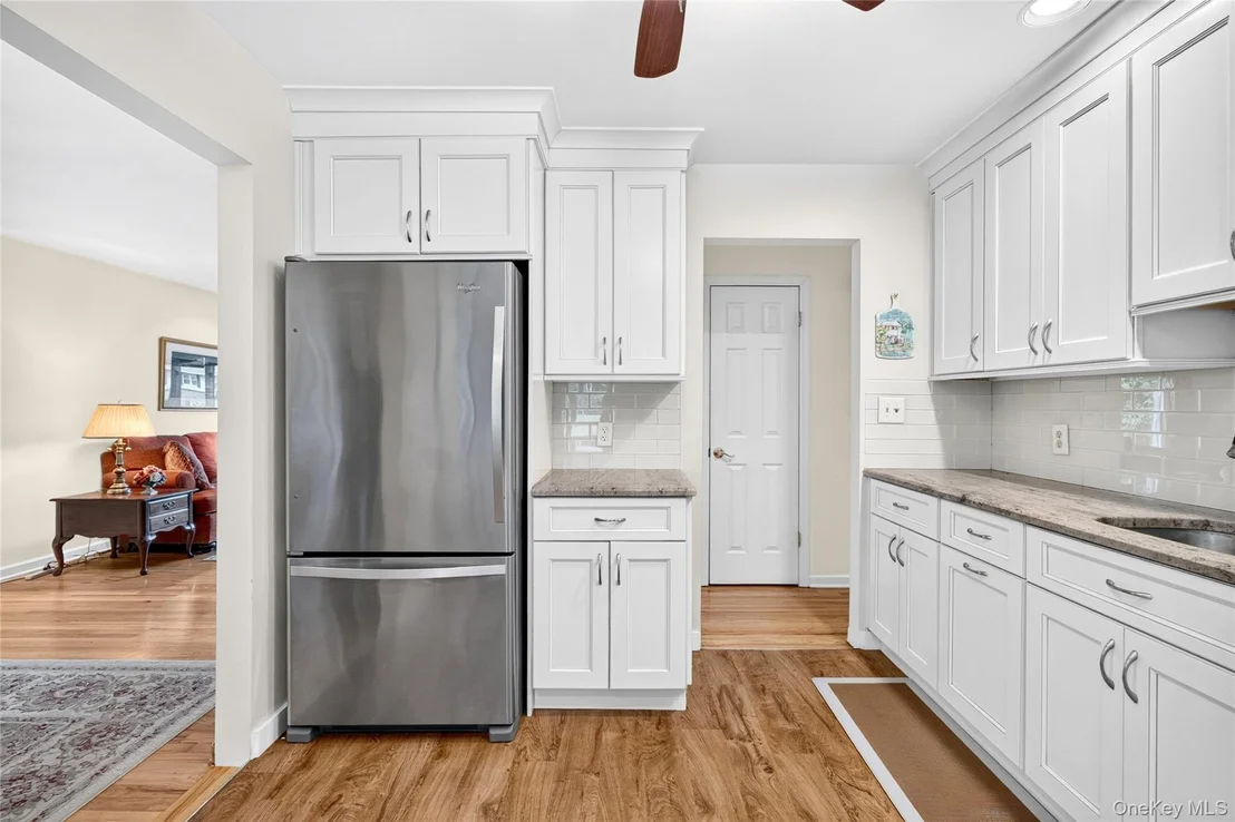 Photo of 32 Sengstacken Drive