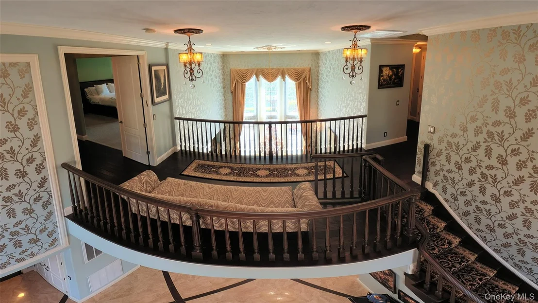 Photo of 38 Hamlet Woods Drive