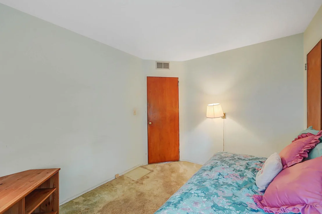 Photo of 108 Foster Boulevard