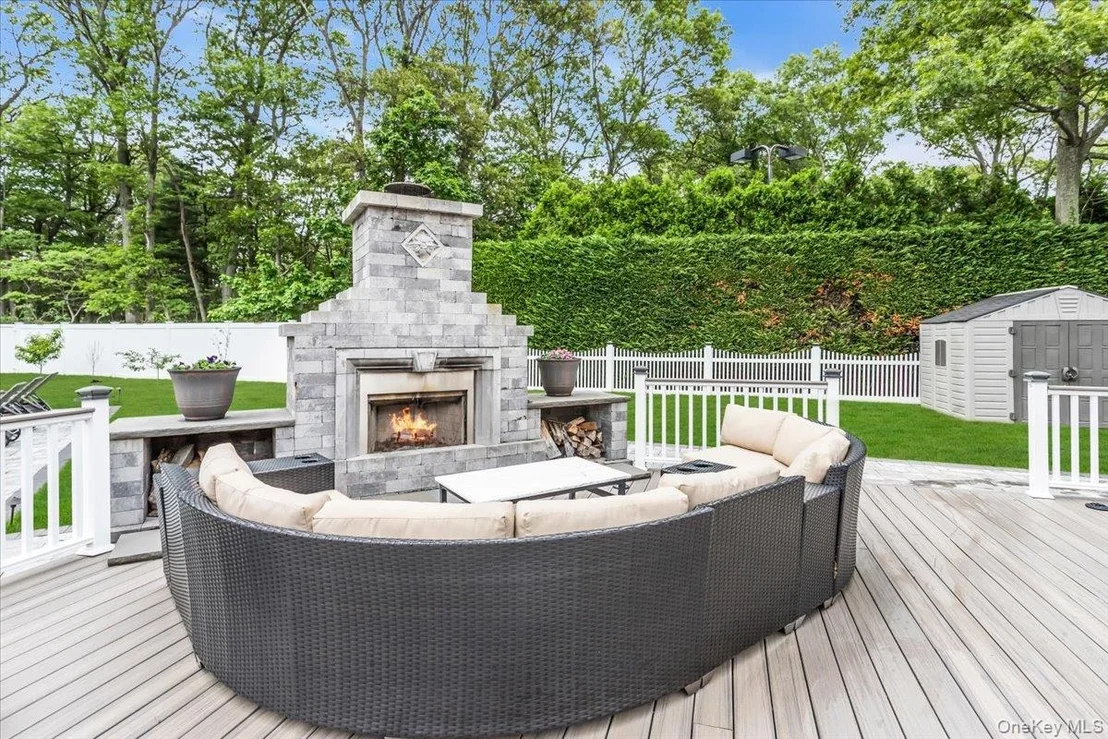 Photo of 21 Buttonwood Drive