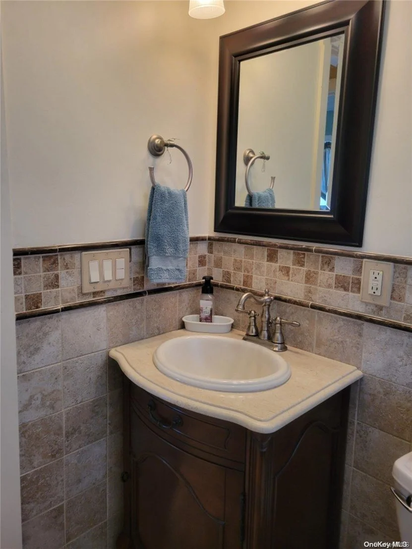 Photo of 28 Forest Avenue