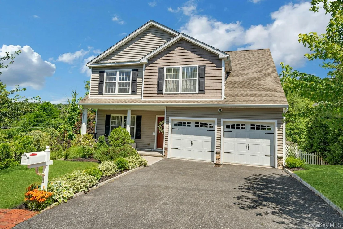 Photo of 1 Thornton Hill