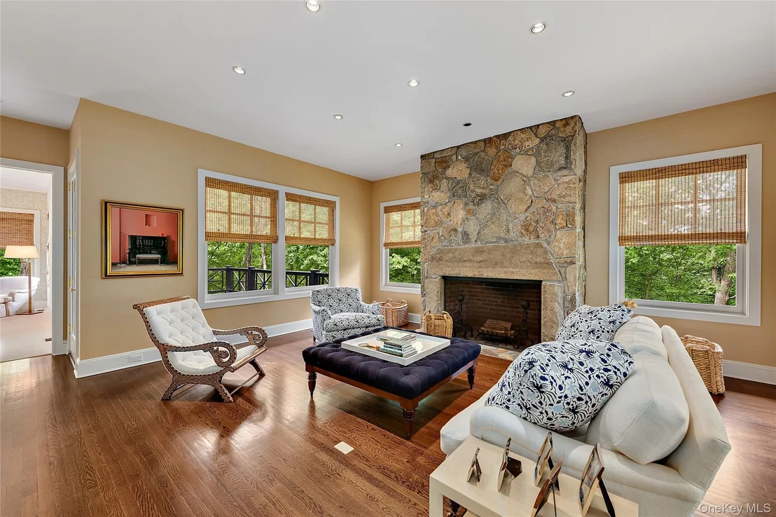 Photo of 401 Pea Pond Road