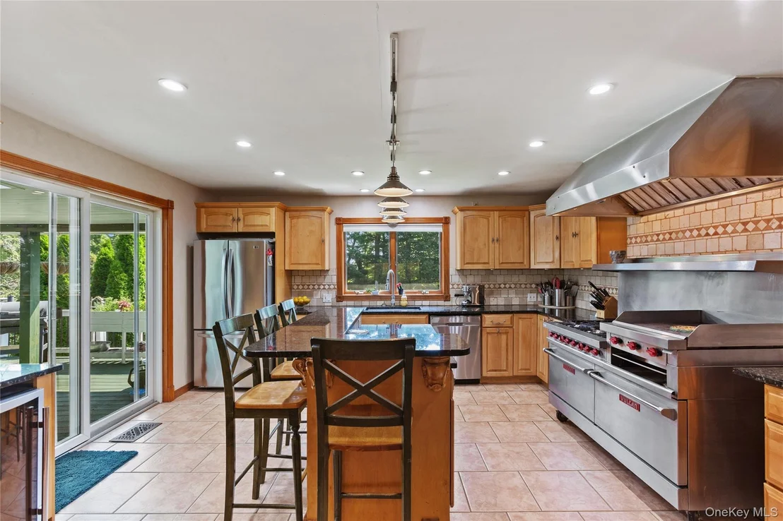 Photo of 10 Chestnut Drive