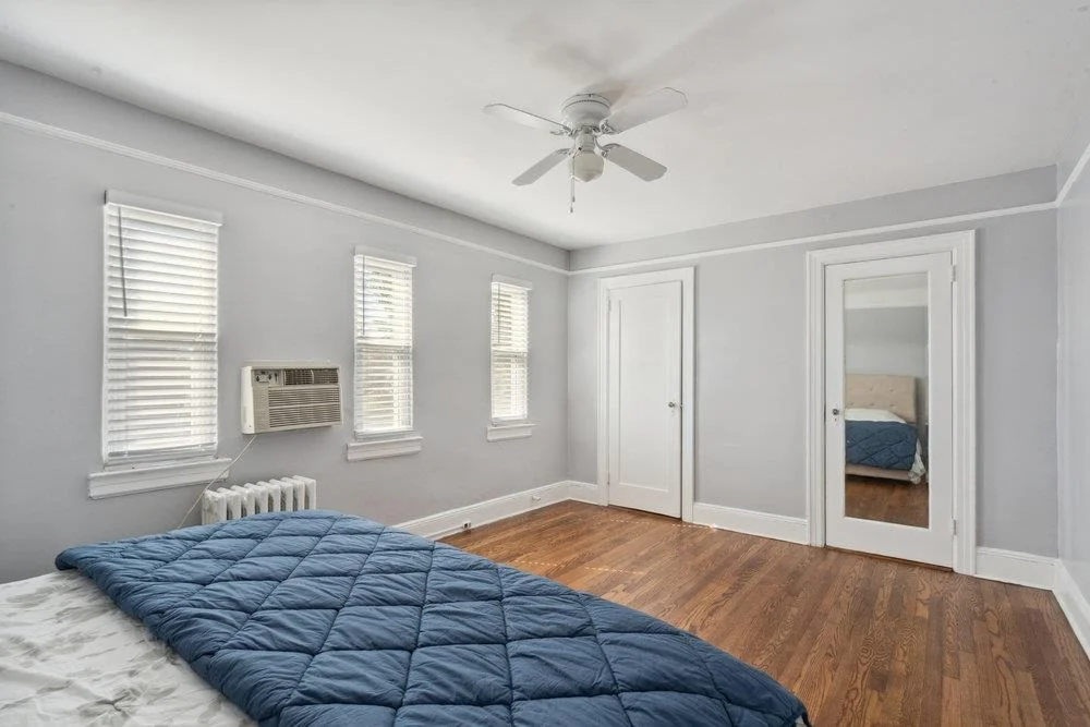Photo of 448 Nassau Boulevard