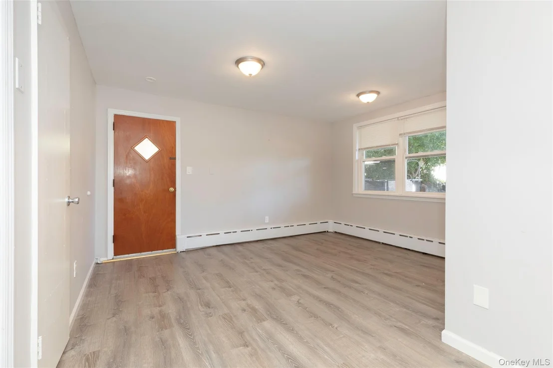 Photo of 223 Ditmars Street