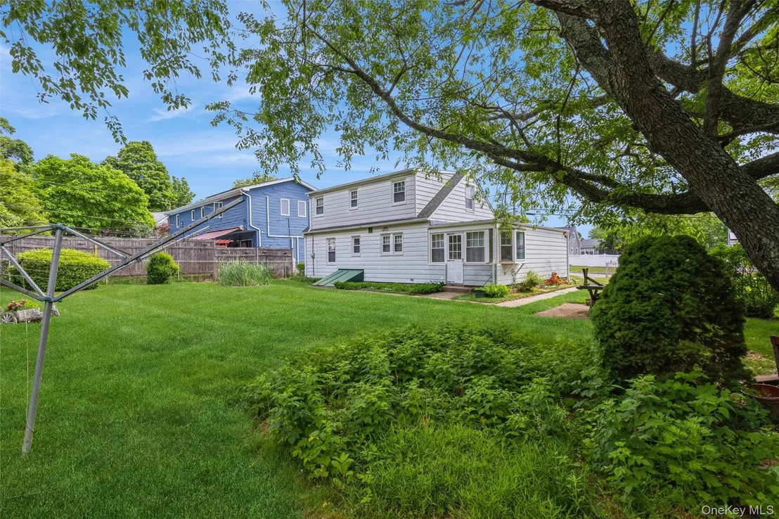 Photo of 10 Laurel Road