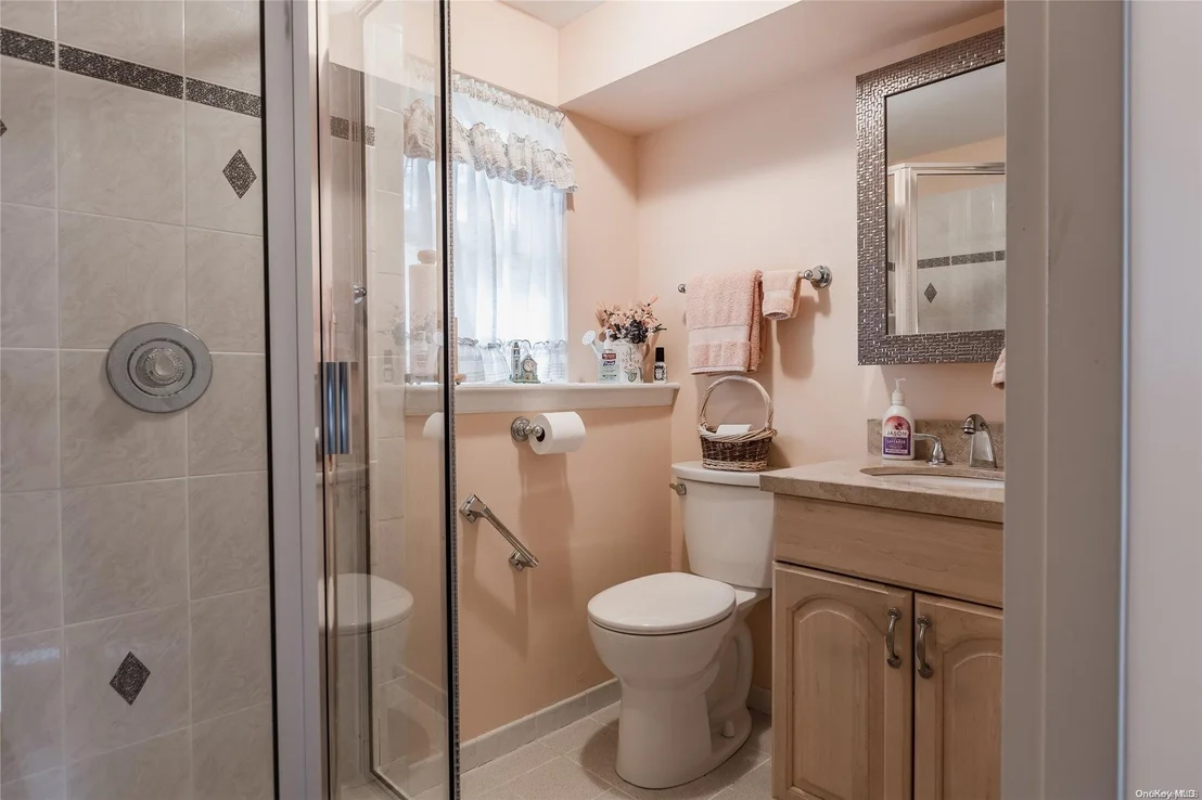 Photo of 53 Roxbury Drive
