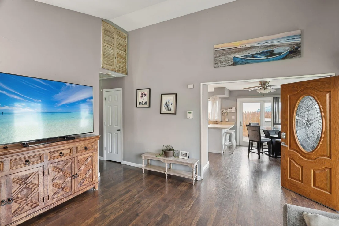 Photo of 17 Lombardy Drive