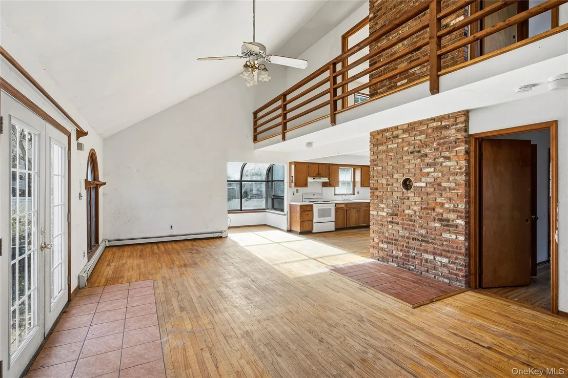 Photo of 350 Brigantine Drive