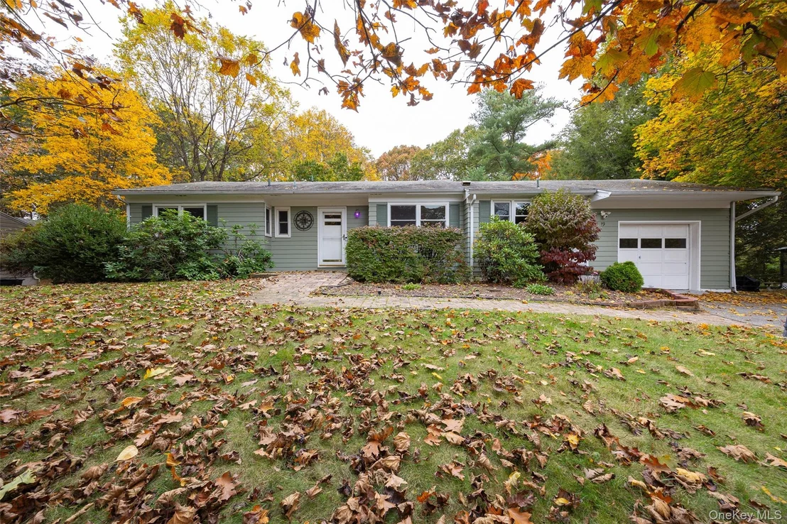Photo of 19 Timberline Drive