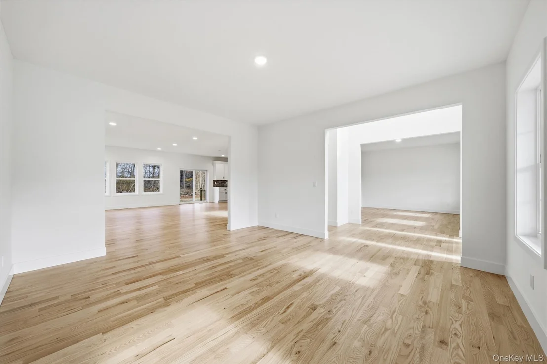 Photo of 9 Fourth Avenue