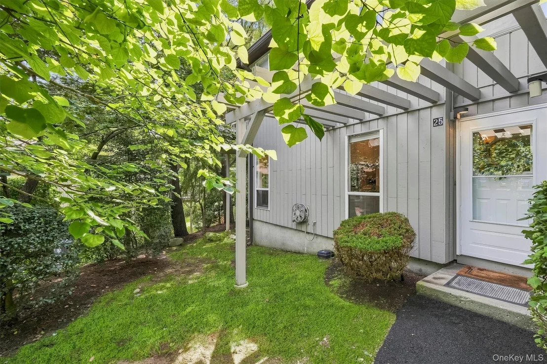 Photo of 25 Villa Drive