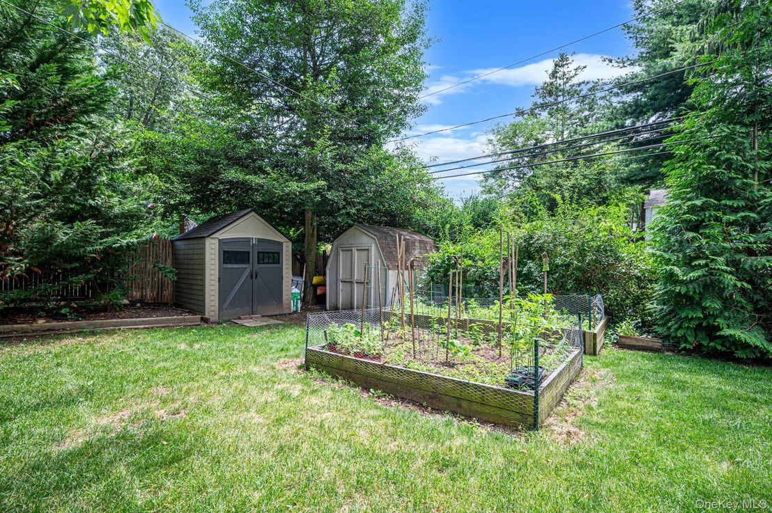 Photo of 44 Winslow Lane