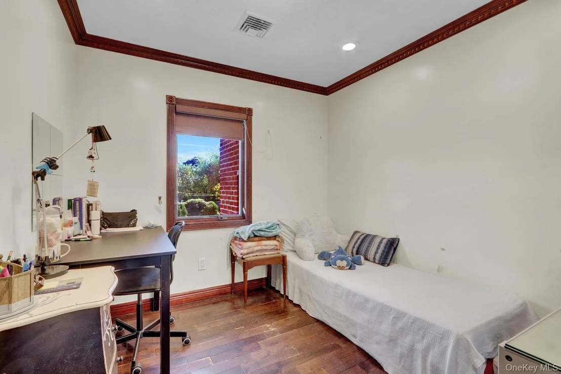 Photo of 300 Ellen Place