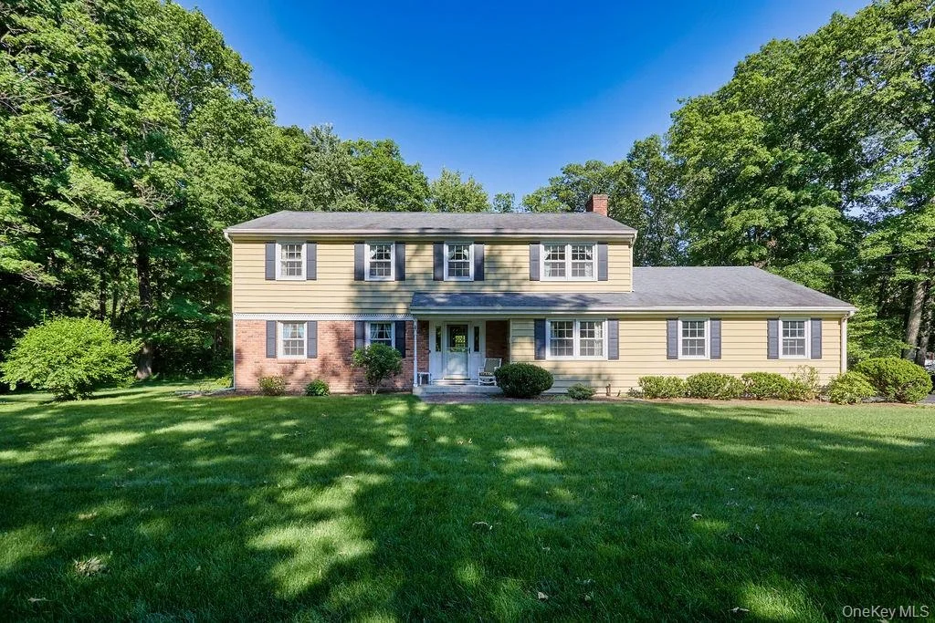 Photo of 10 Stoutenburgh Drive