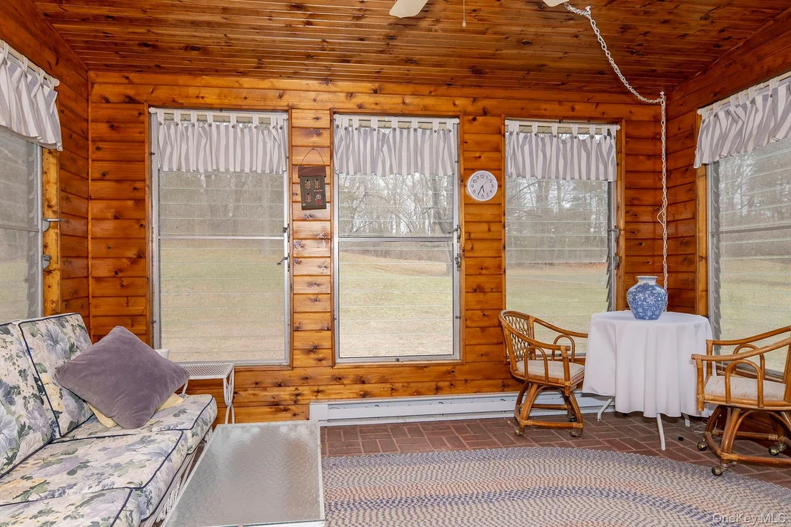 Photo of 4388 Route 82