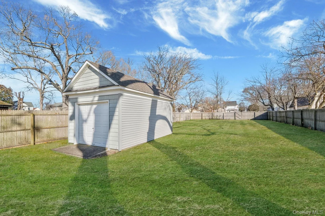 Photo of 183 West Avenue