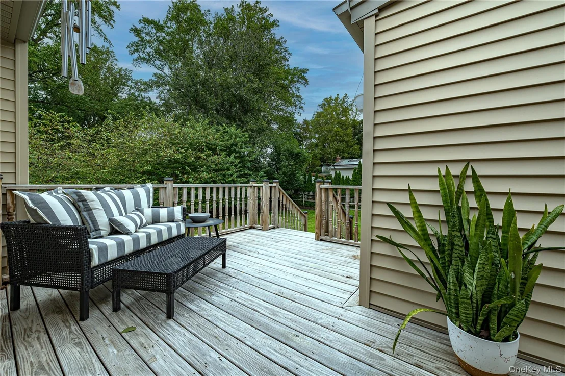 Photo of 10 Laurel Road