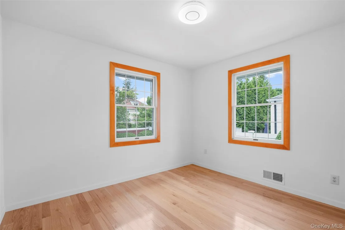 Photo of 14 Ridgeland Terrace