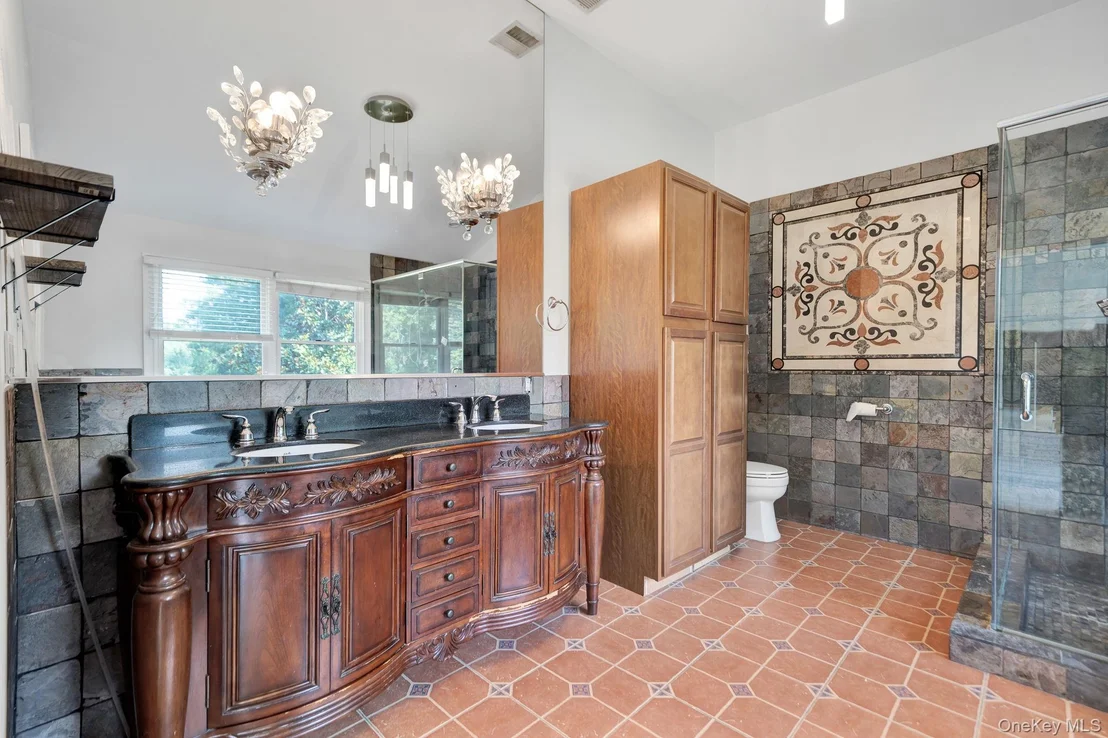 Photo of 75 Whiskey Road