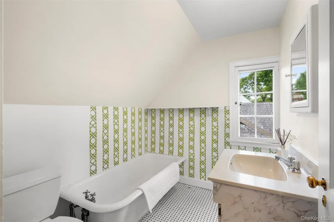 Photo of 144 Douglas Place