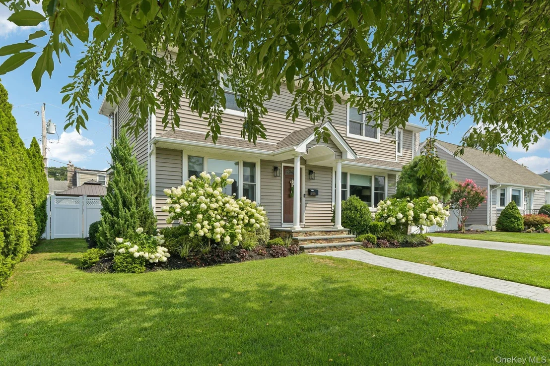 Photo of 790 Garden Drive
