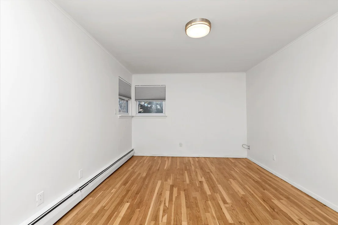 Photo of 16 Beverly Road