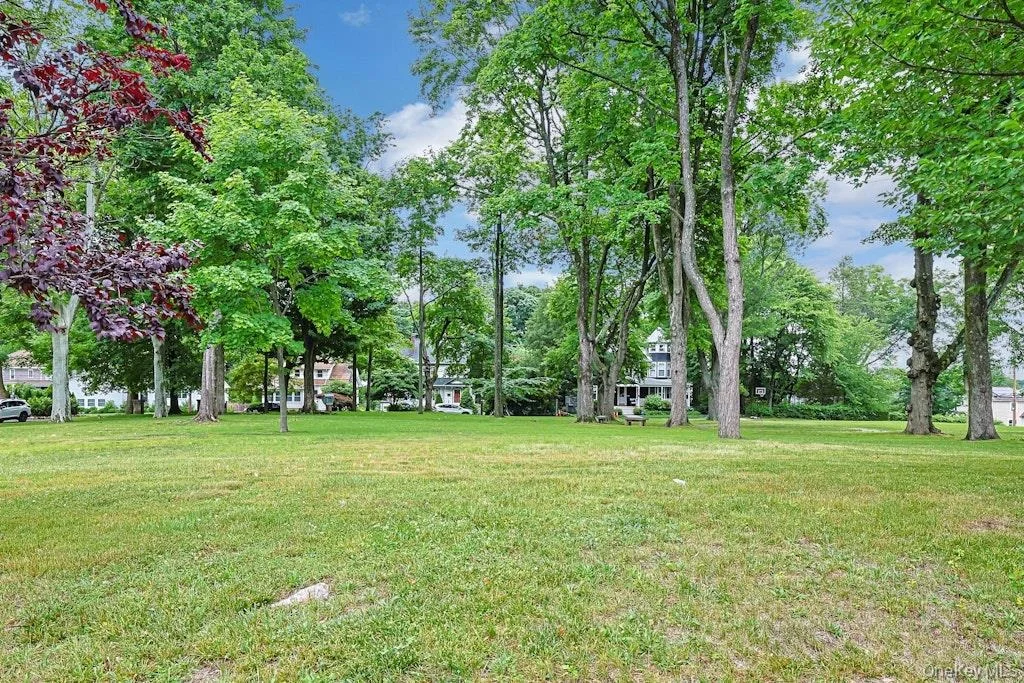 Photo of 541 Second Avenue