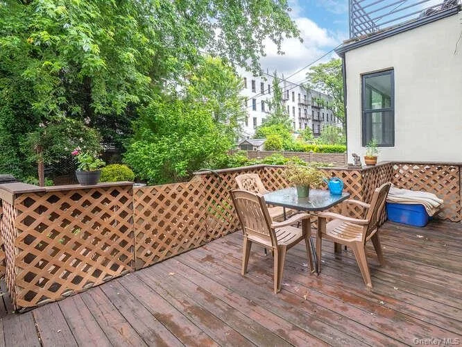 Photo of 17 Clarkson Avenue