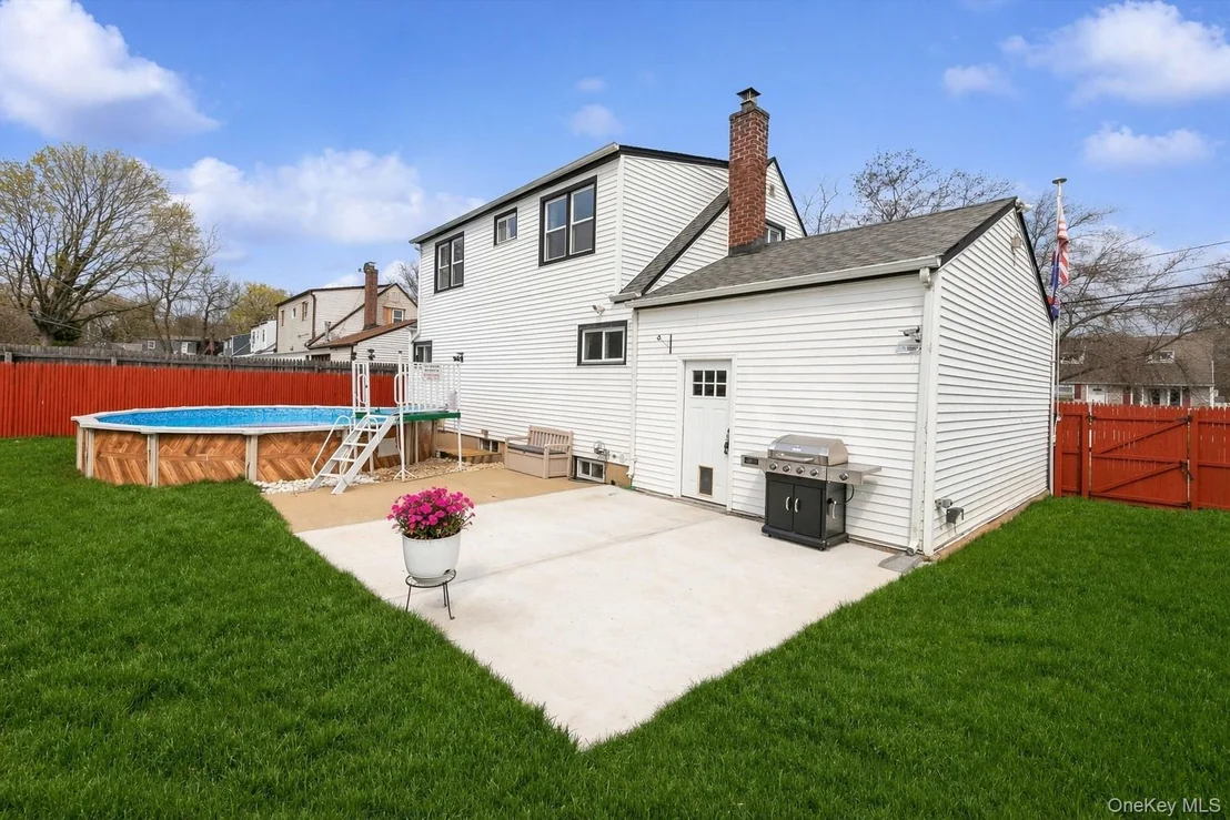 Photo of 10 Hickory Street