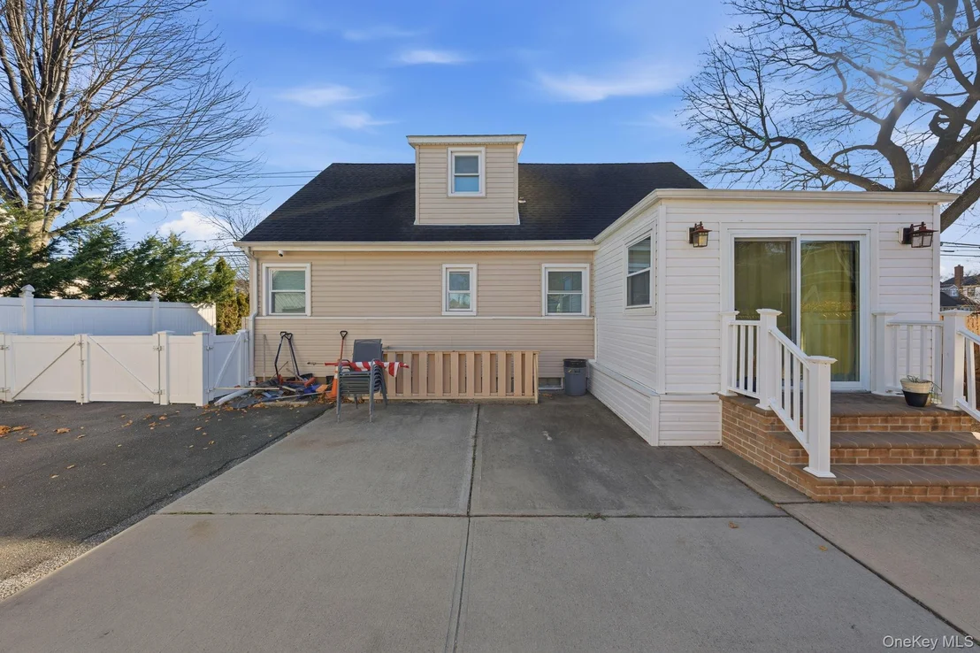 Photo of 295 union Avenue