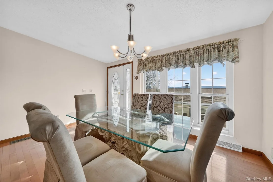 Photo of 31 Thamsen Drive