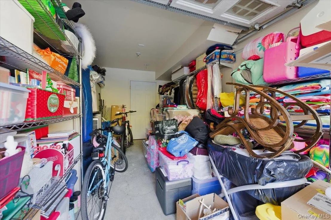 Photo of Unit 3 at 2853 Ely Avenue