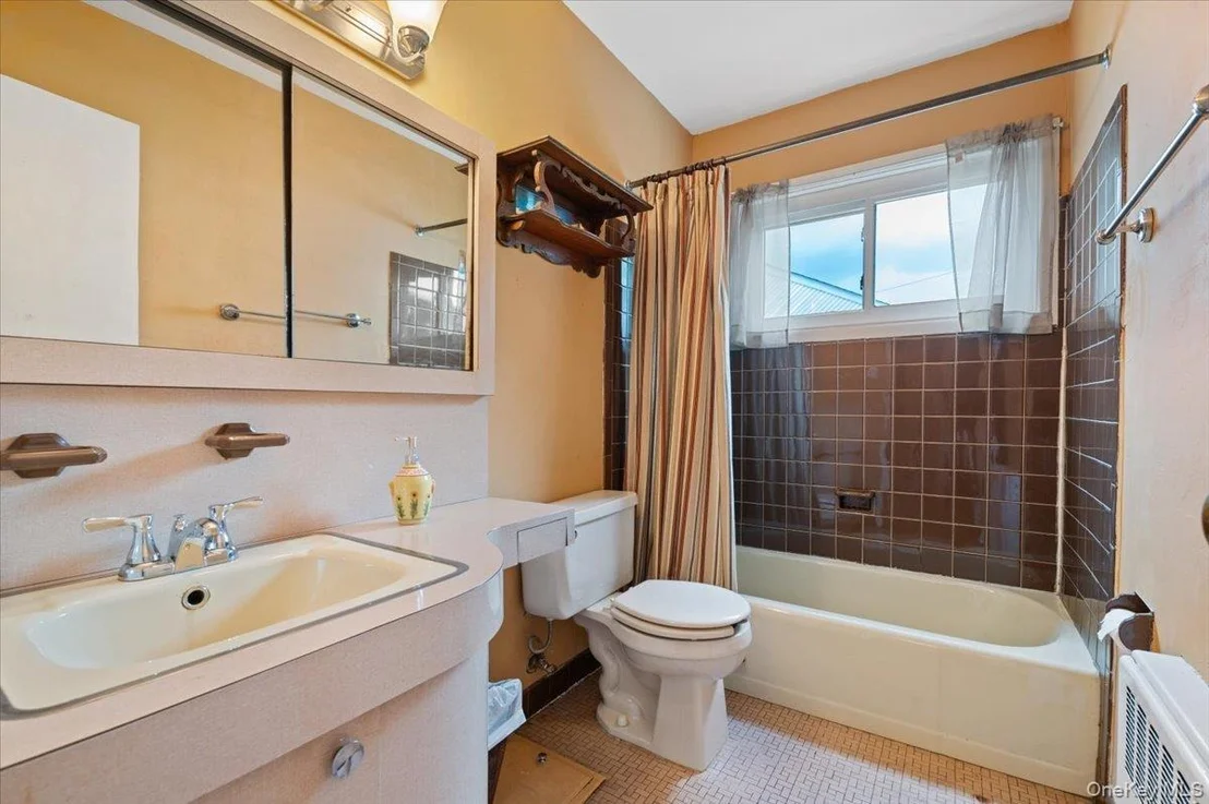 Photo of 3836 Windsor Drive