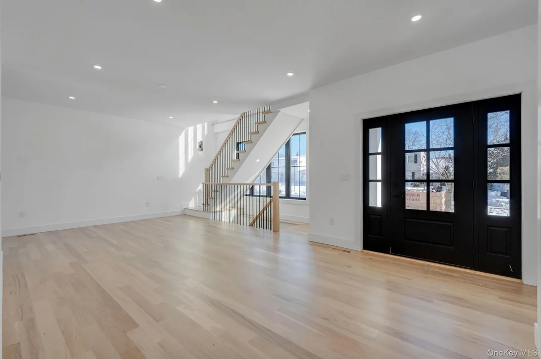 Photo of 38 Pond Lane