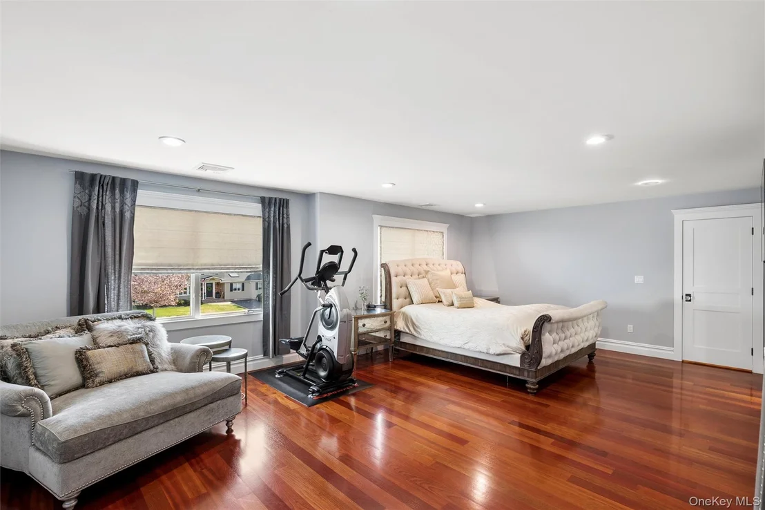 Photo of 10 Kingfisher Drive