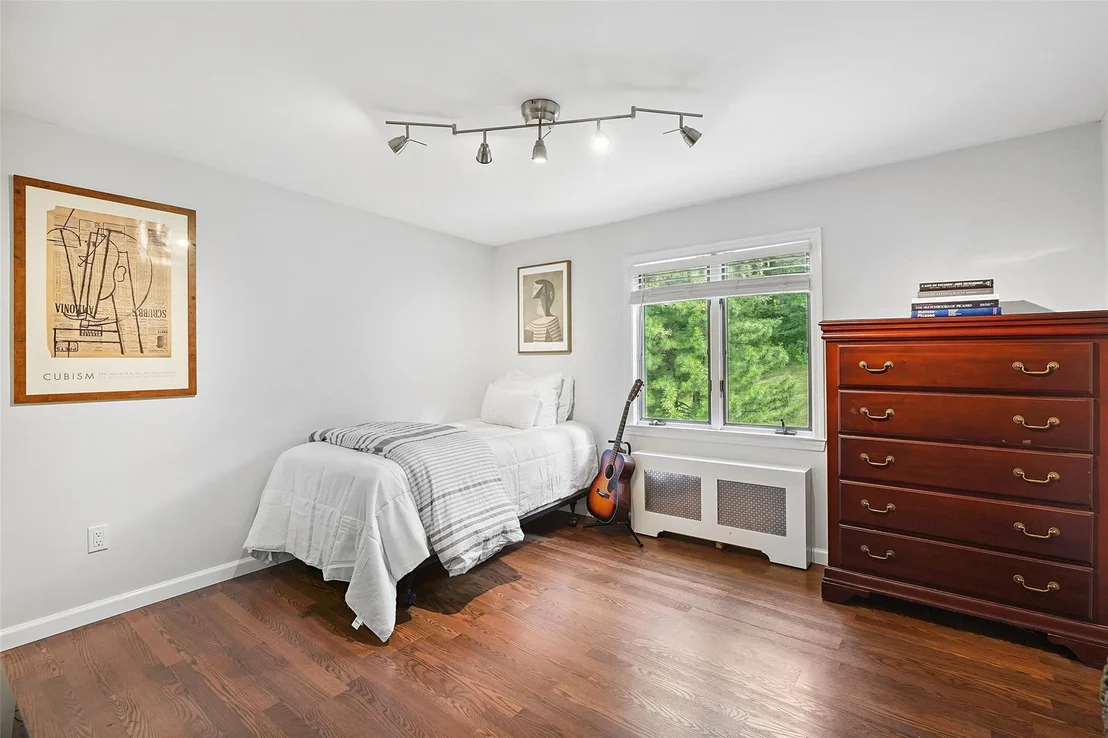 Photo of 85 High Point Road